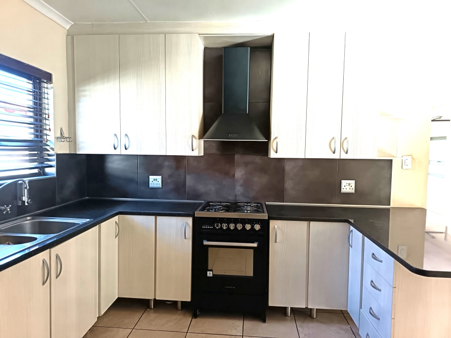 2 Bedroom Property for Sale in Brakpan North Gauteng