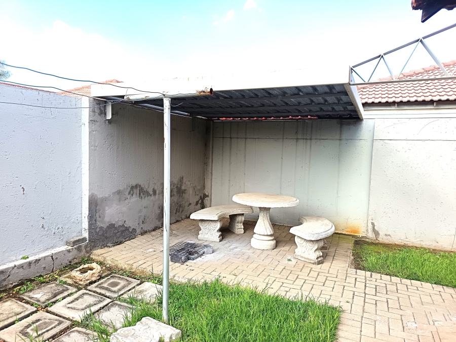 2 Bedroom Property for Sale in Brakpan North Gauteng