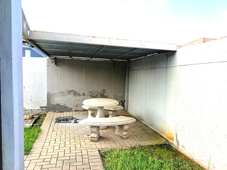 2 Bedroom Property for Sale in Brakpan North Gauteng