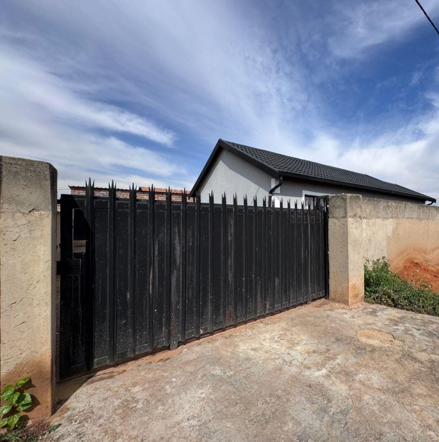 3 Bedroom Property for Sale in Vosloorus Ext 6 Gauteng