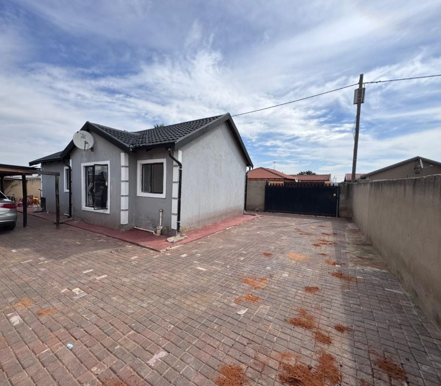 3 Bedroom Property for Sale in Vosloorus Ext 6 Gauteng