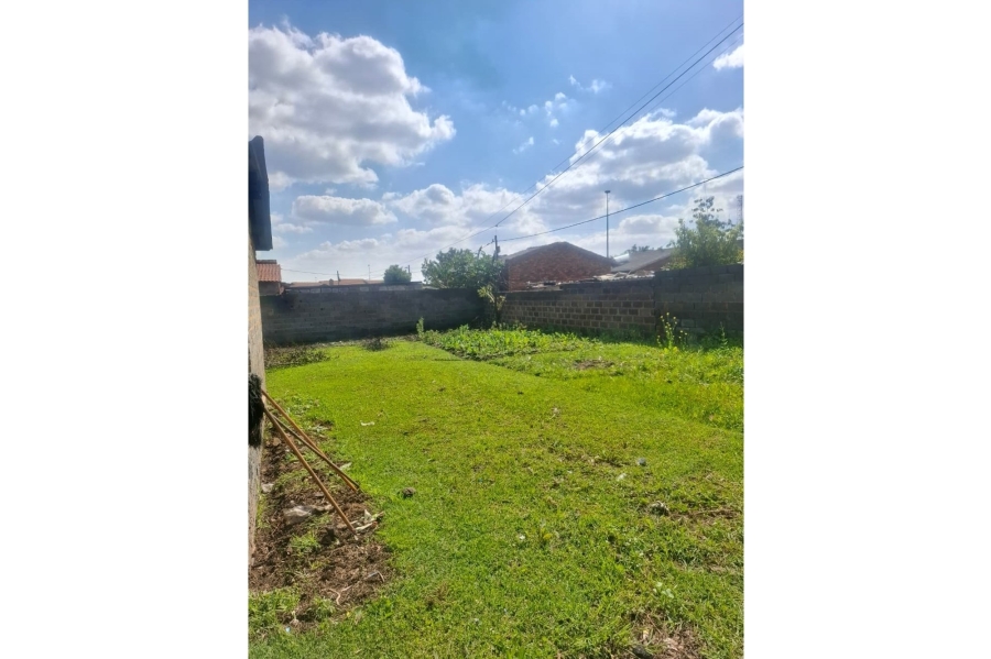 2 Bedroom Property for Sale in Etwatwa Gauteng