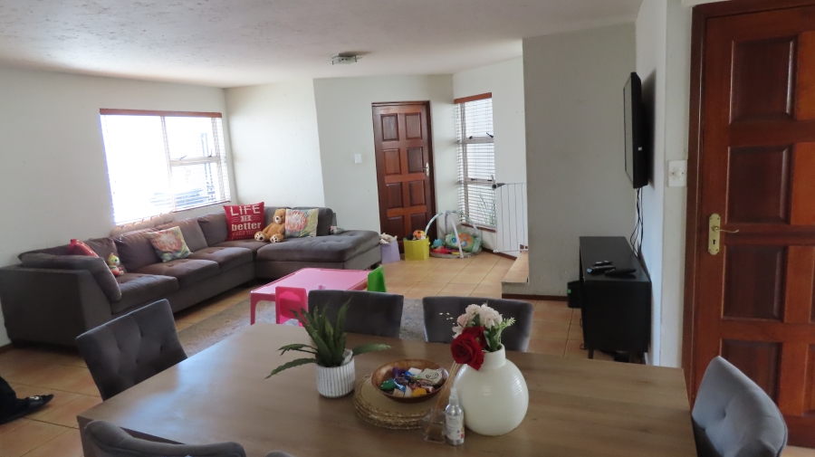 To Let 3 Bedroom Property for Rent in Sunninghill Gauteng