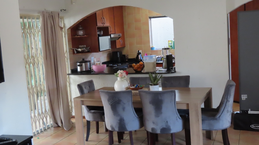 To Let 3 Bedroom Property for Rent in Sunninghill Gauteng