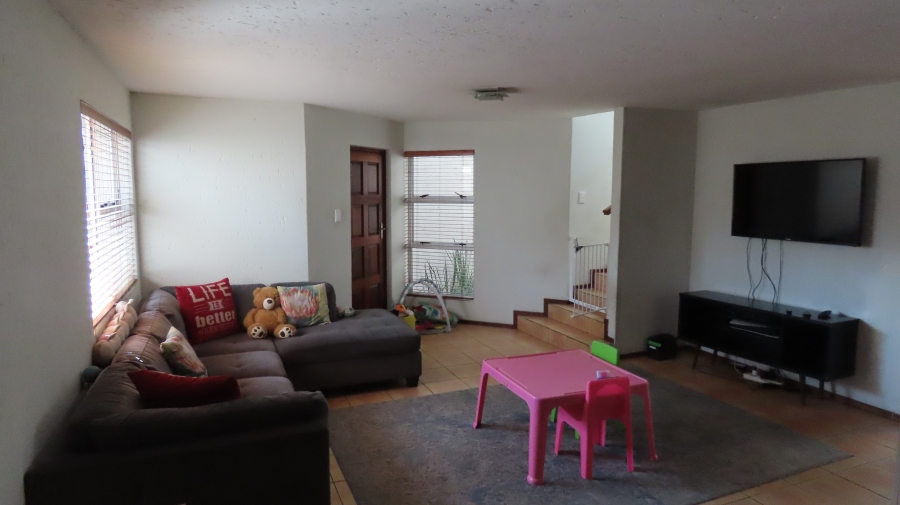 To Let 3 Bedroom Property for Rent in Sunninghill Gauteng