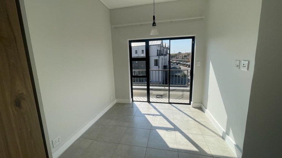 2 Bedroom Property for Sale in Waterfall Gauteng