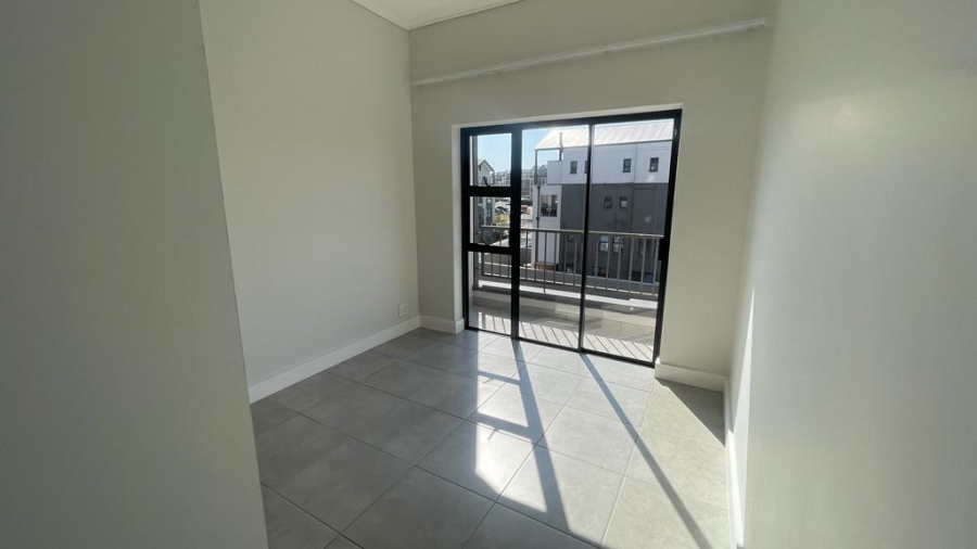 2 Bedroom Property for Sale in Waterfall Gauteng