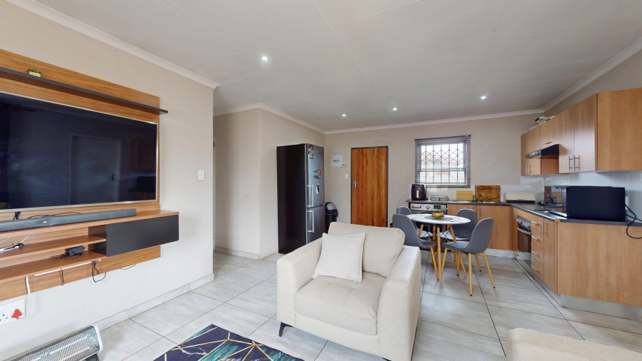 4 Bedroom Property for Sale in Delmore Park Gauteng
