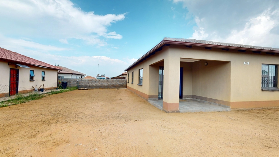 4 Bedroom Property for Sale in Delmore Park Gauteng