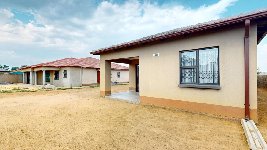 4 Bedroom Property for Sale in Delmore Park Gauteng