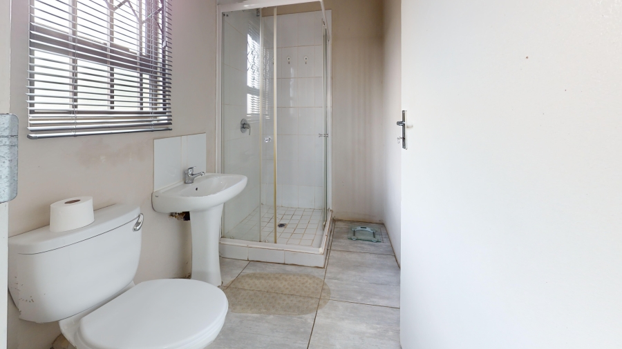 4 Bedroom Property for Sale in Delmore Park Gauteng
