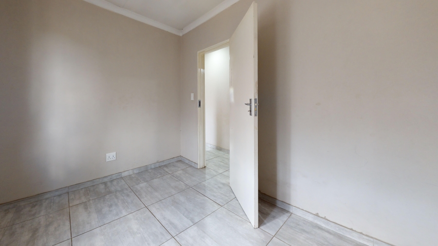 4 Bedroom Property for Sale in Delmore Park Gauteng