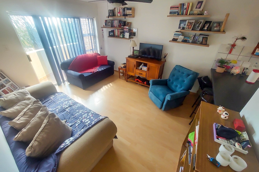 1 Bedroom Property for Sale in Rooihuiskraal North Gauteng