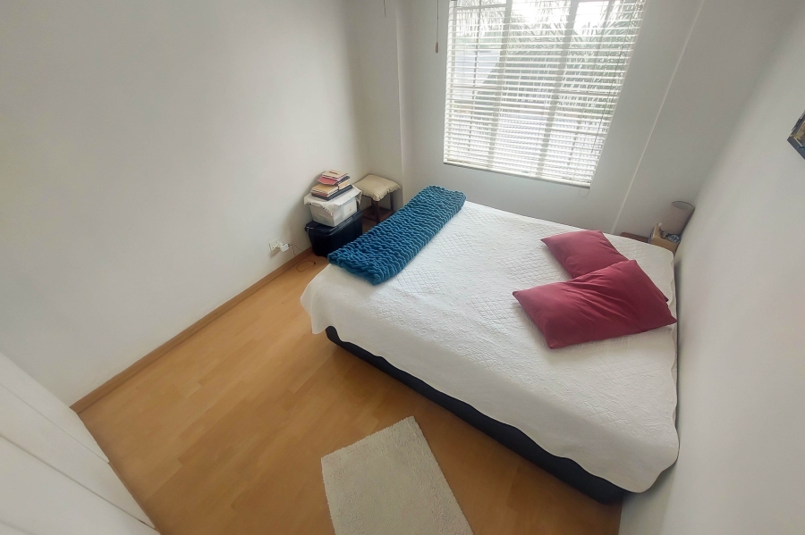1 Bedroom Property for Sale in Rooihuiskraal North Gauteng