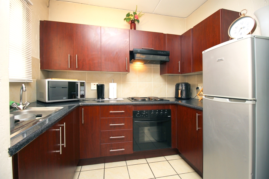 1 Bedroom Property for Sale in Ferndale Gauteng
