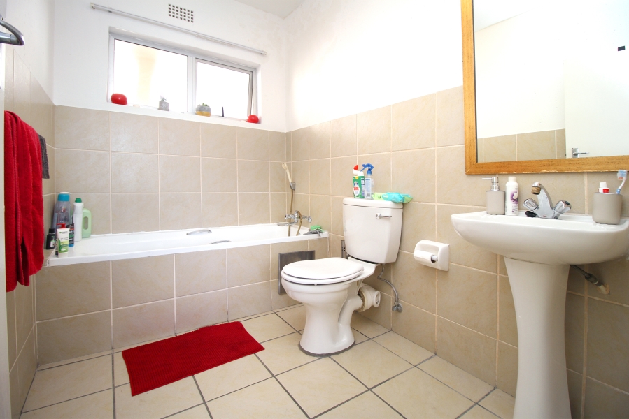 1 Bedroom Property for Sale in Ferndale Gauteng