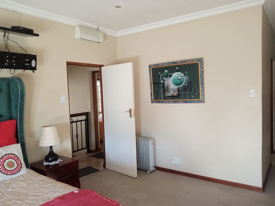 To Let 3 Bedroom Property for Rent in Bardene Gauteng