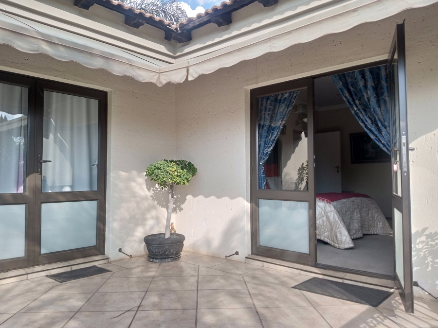 To Let 3 Bedroom Property for Rent in Bardene Gauteng