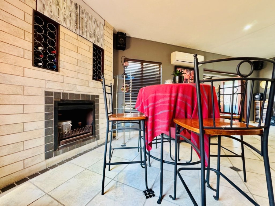 3 Bedroom Property for Sale in Zambezi Country Estate Gauteng