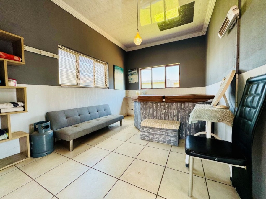 3 Bedroom Property for Sale in Zambezi Country Estate Gauteng
