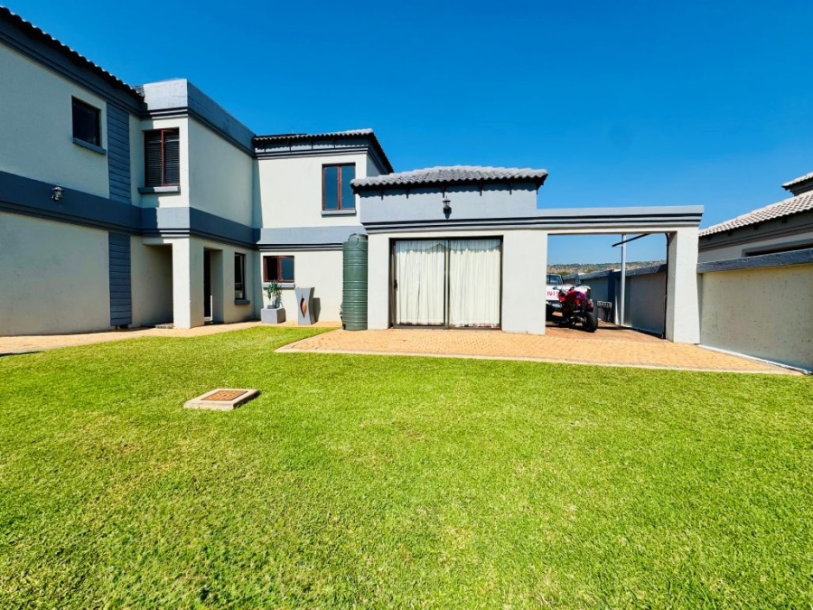 3 Bedroom Property for Sale in Zambezi Country Estate Gauteng