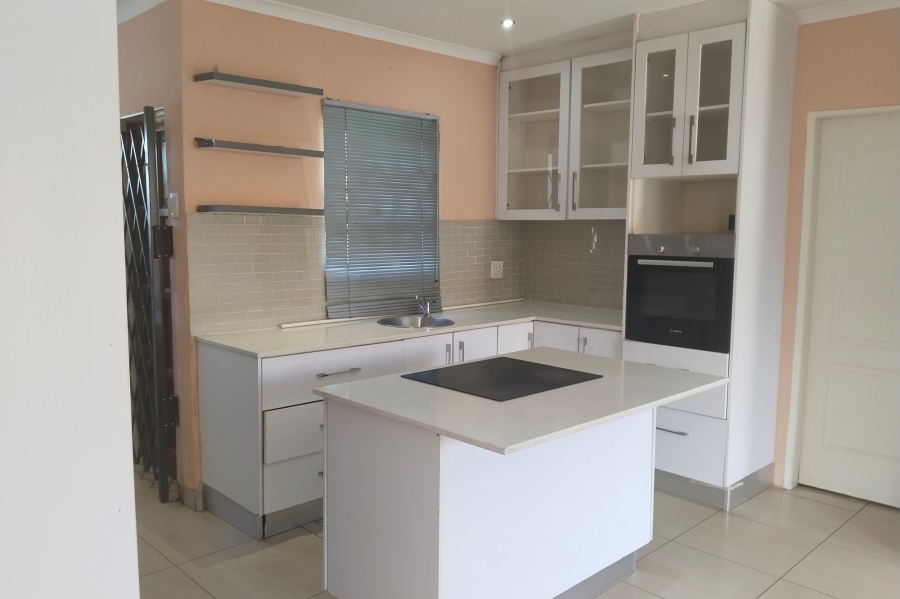 4 Bedroom Property for Sale in Cosmo City Gauteng