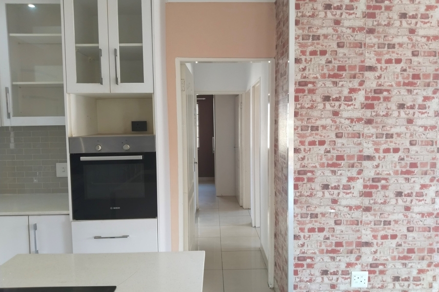 4 Bedroom Property for Sale in Cosmo City Gauteng