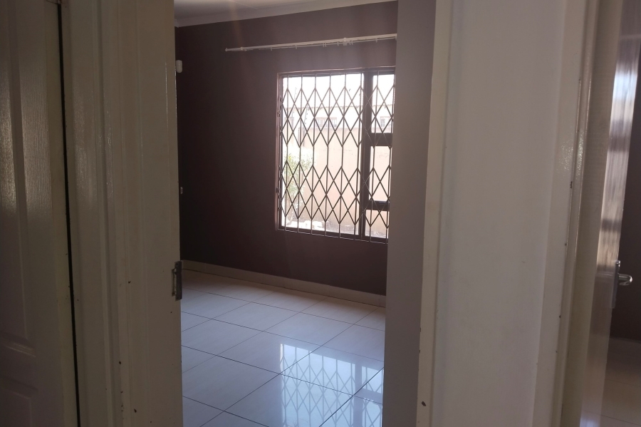 4 Bedroom Property for Sale in Cosmo City Gauteng