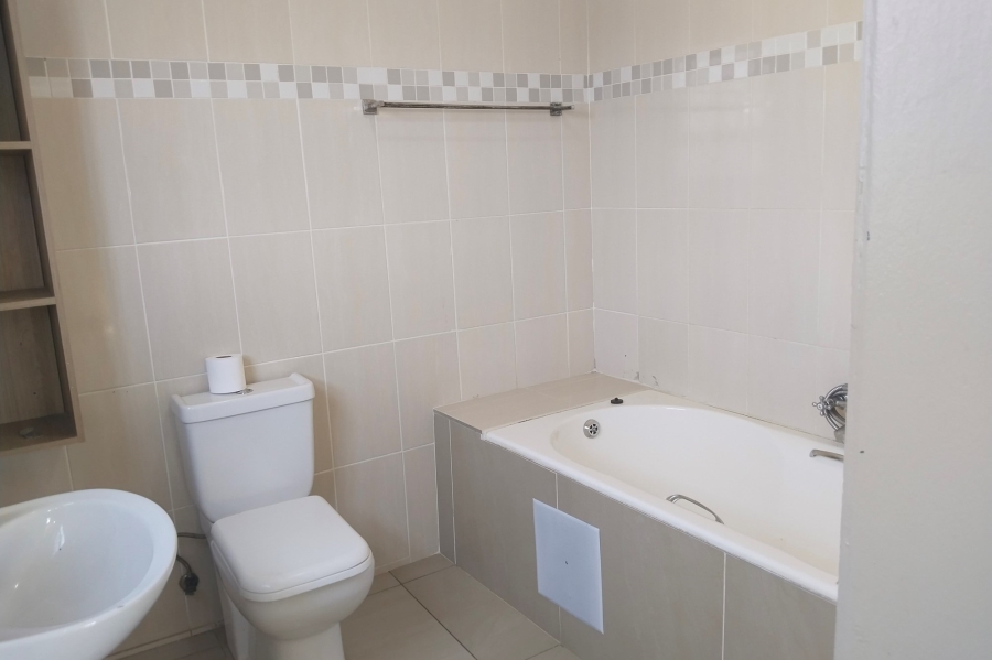 4 Bedroom Property for Sale in Cosmo City Gauteng