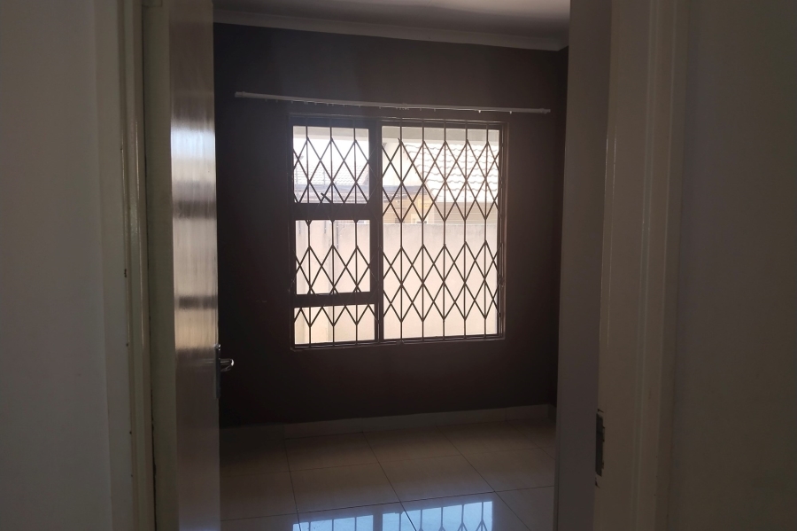4 Bedroom Property for Sale in Cosmo City Gauteng