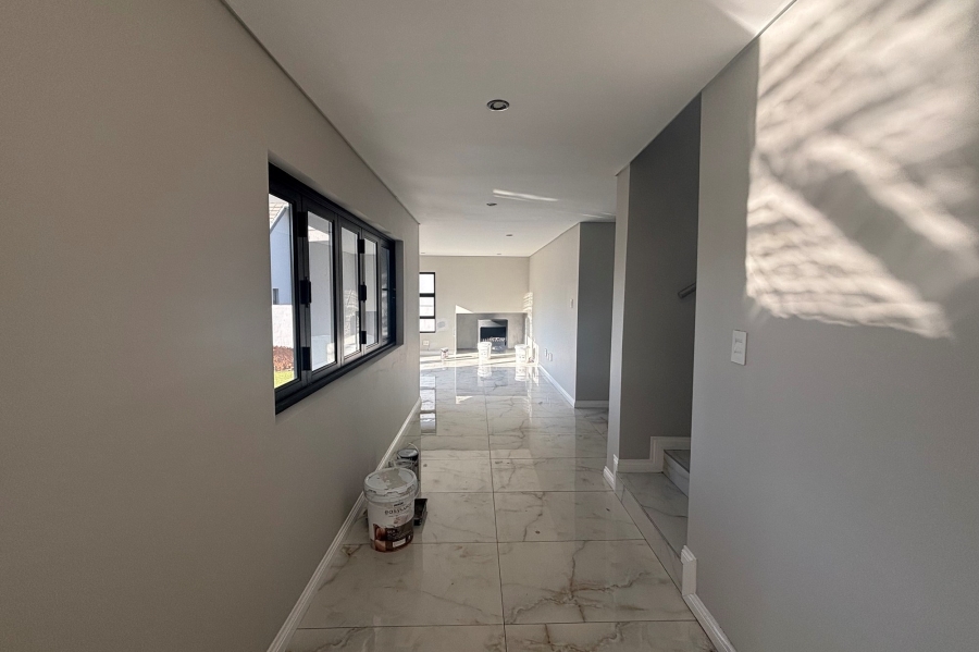 To Let 4 Bedroom Property for Rent in The Hills Game Reserve Estate Gauteng