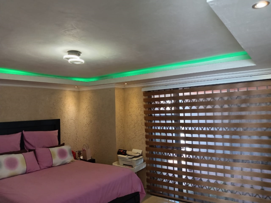 3 Bedroom Property for Sale in Protea Glen Gauteng