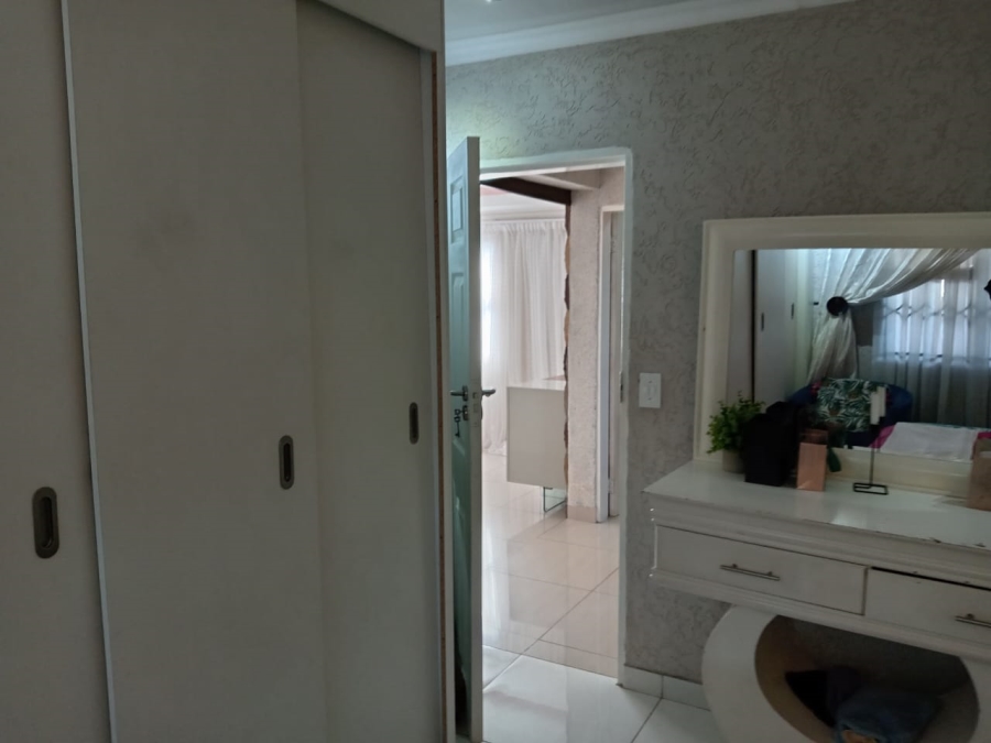 3 Bedroom Property for Sale in Protea Glen Gauteng