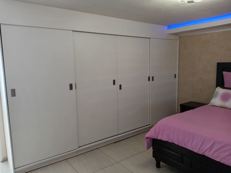 3 Bedroom Property for Sale in Protea Glen Gauteng