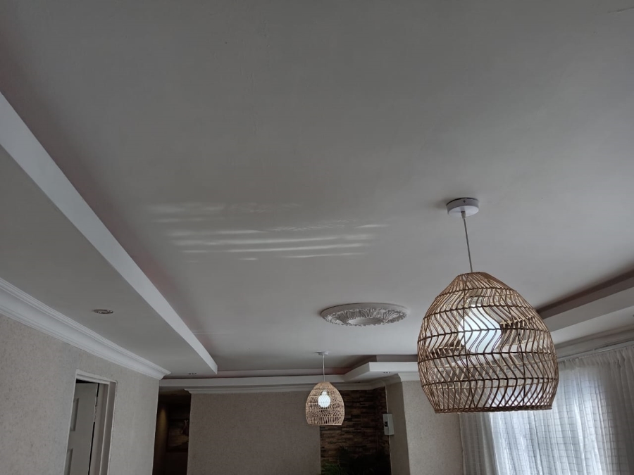 3 Bedroom Property for Sale in Protea Glen Gauteng