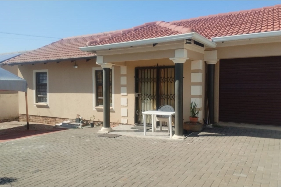 To Let 3 Bedroom Property for Rent in Kya Sands Gauteng