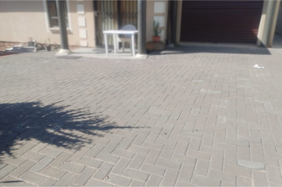 To Let 3 Bedroom Property for Rent in Kya Sands Gauteng