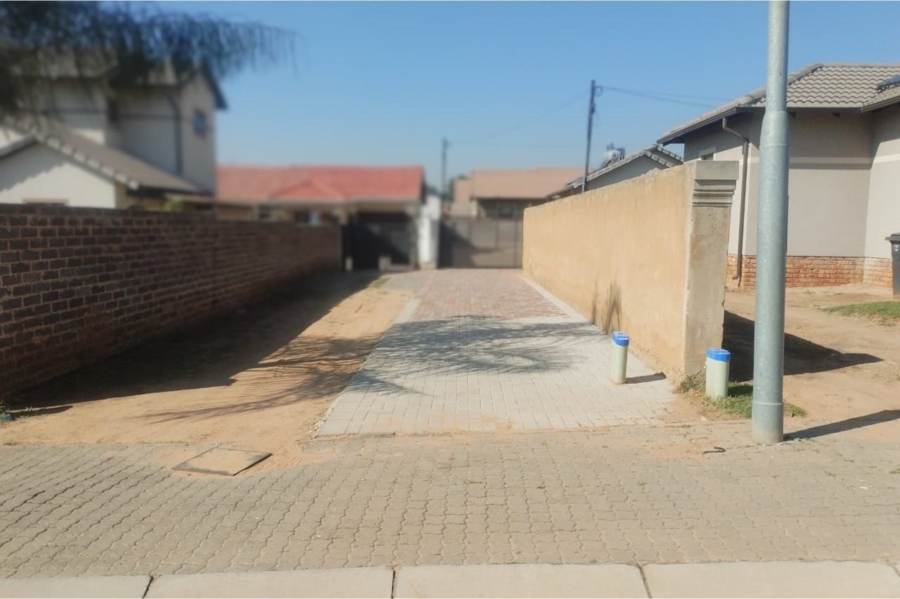 To Let 3 Bedroom Property for Rent in Kya Sands Gauteng