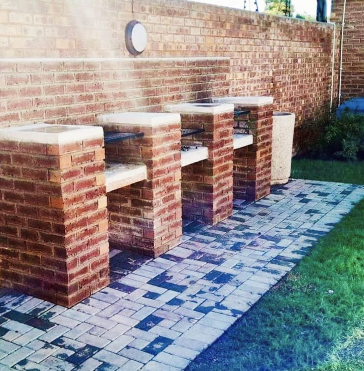 2 Bedroom Property for Sale in Willow Park Manor Gauteng