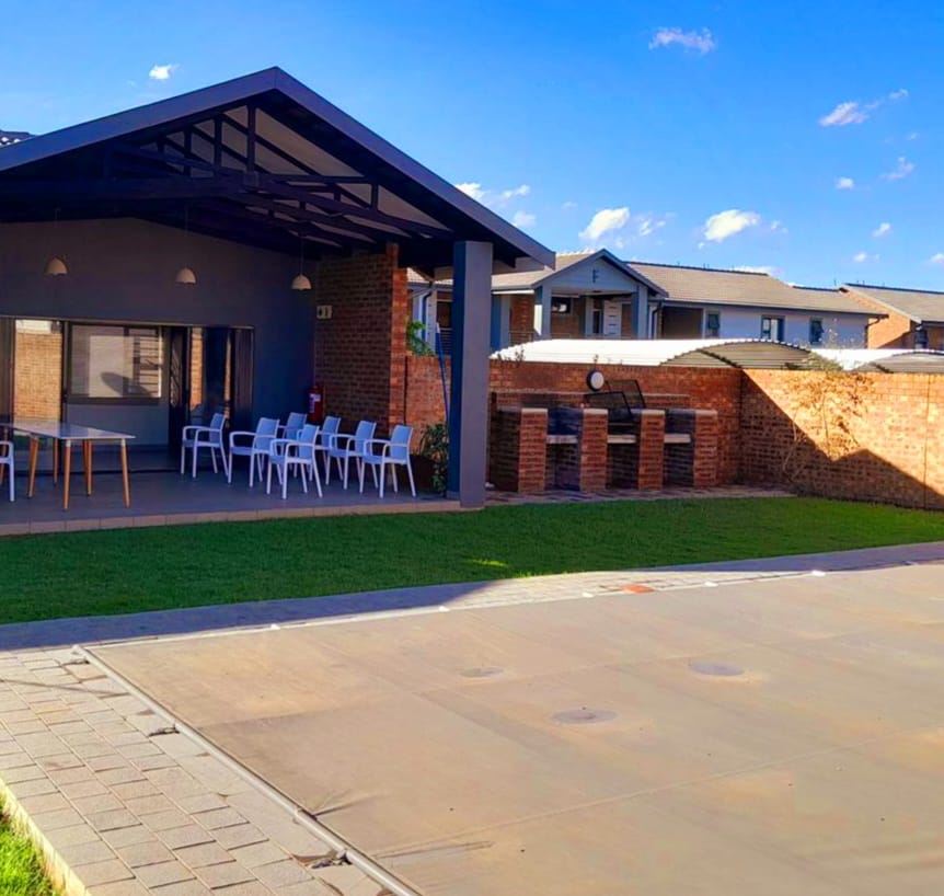 2 Bedroom Property for Sale in Willow Park Manor Gauteng