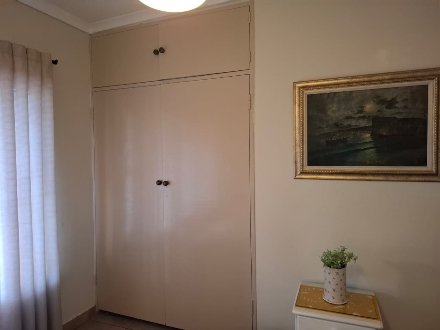 To Let 3 Bedroom Property for Rent in Sinoville Gauteng