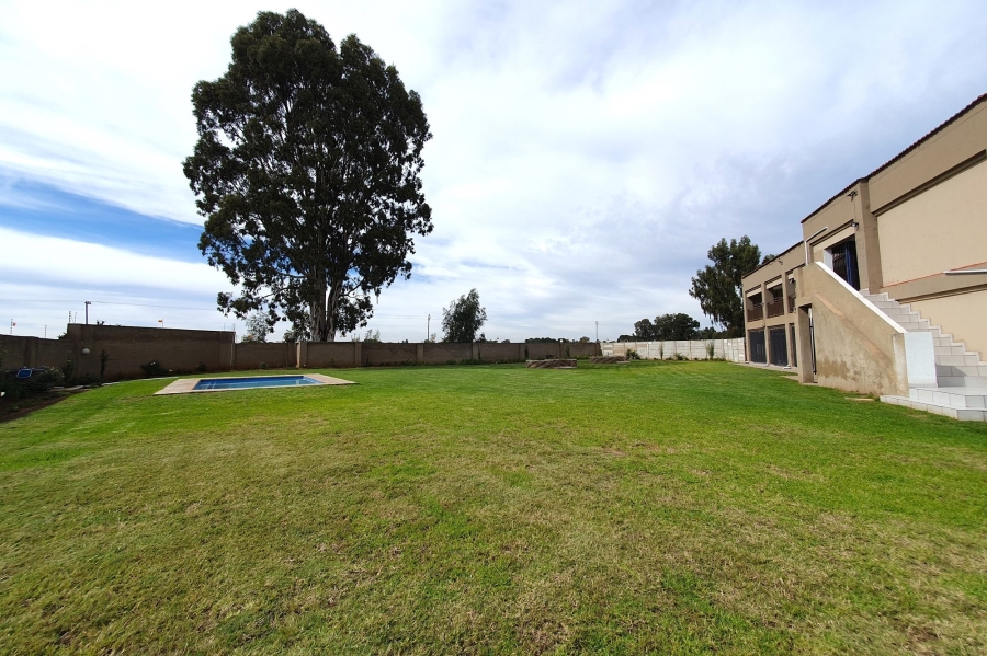 18 Bedroom Property for Sale in Nanescol Gauteng
