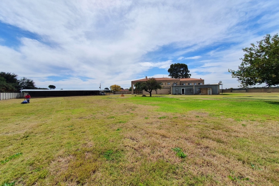 18 Bedroom Property for Sale in Nanescol Gauteng