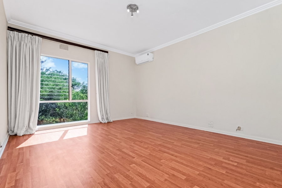 To Let 3 Bedroom Property for Rent in Woodmead Gauteng