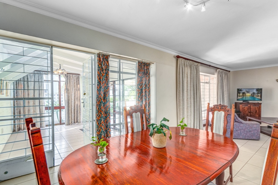 4 Bedroom Property for Sale in Atholl Gauteng