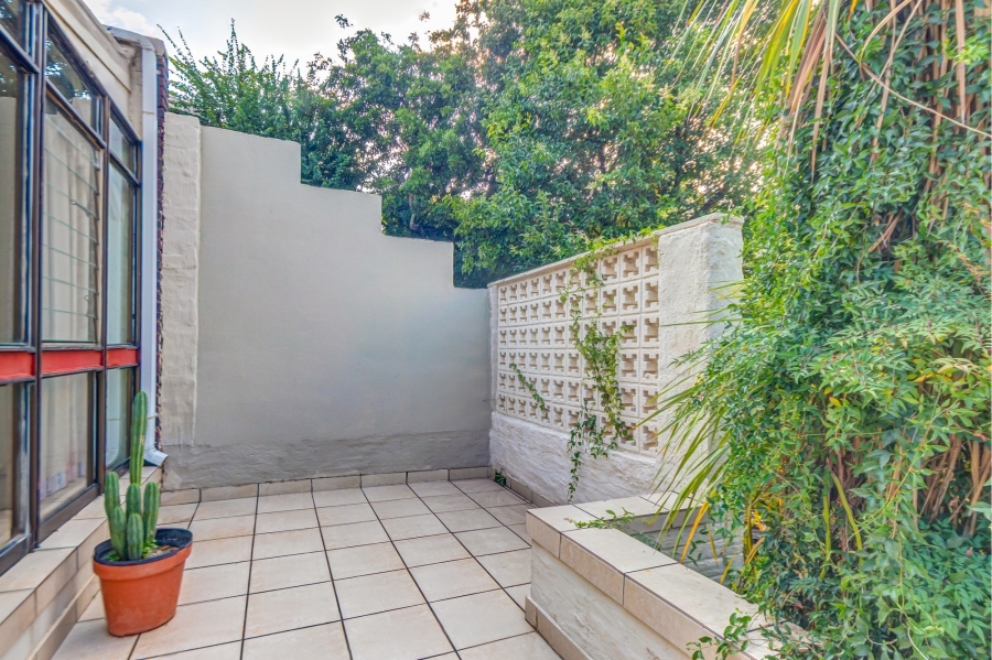 4 Bedroom Property for Sale in Atholl Gauteng