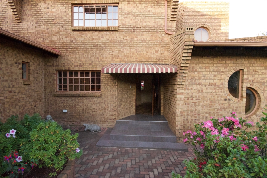 4 Bedroom Property for Sale in Noordheuwel Gauteng