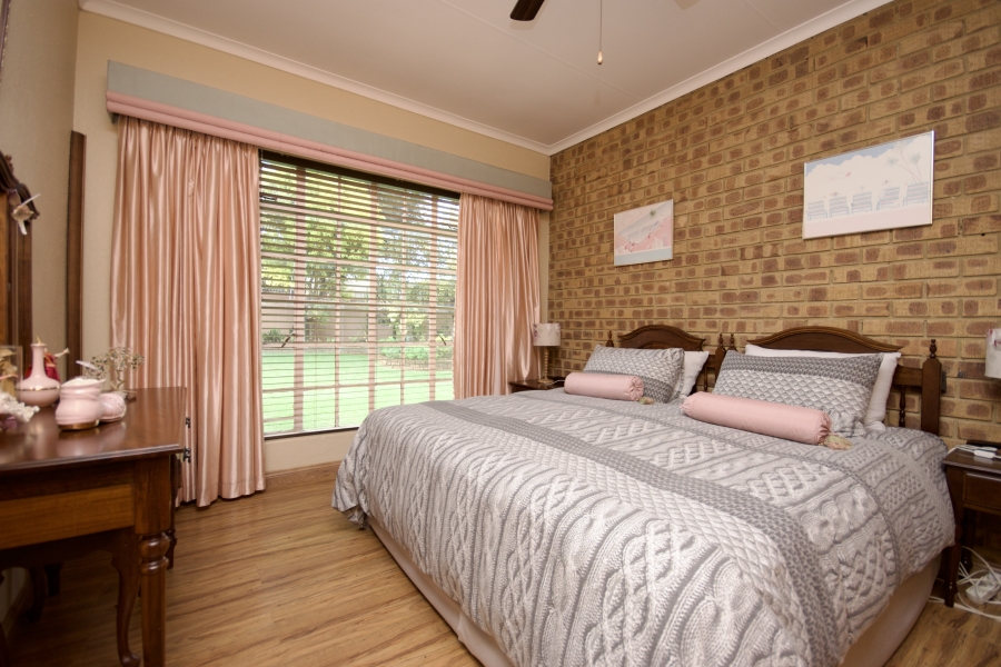4 Bedroom Property for Sale in Noordheuwel Gauteng