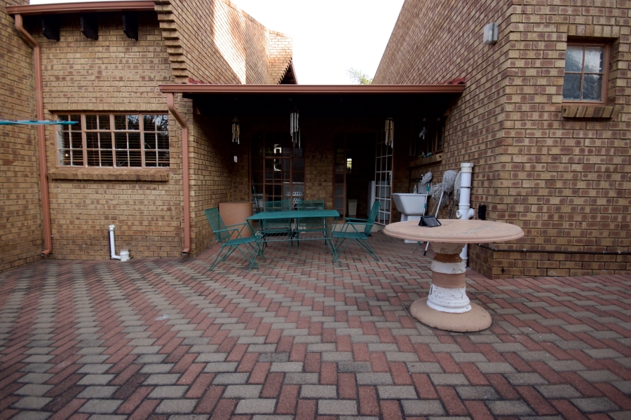 4 Bedroom Property for Sale in Noordheuwel Gauteng