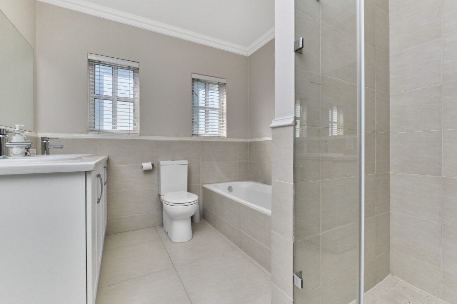 3 Bedroom Property for Sale in Waterfall Valley Mature Lifestyle Estate Gauteng